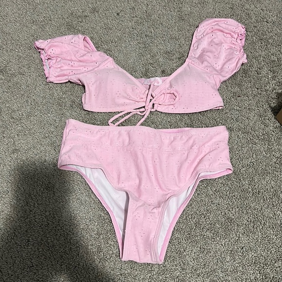 Bikini set - Picture 1 of 3